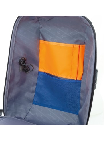 MOCHILA SEMIRIGIDA "MAYER" PIERRE CARDIN