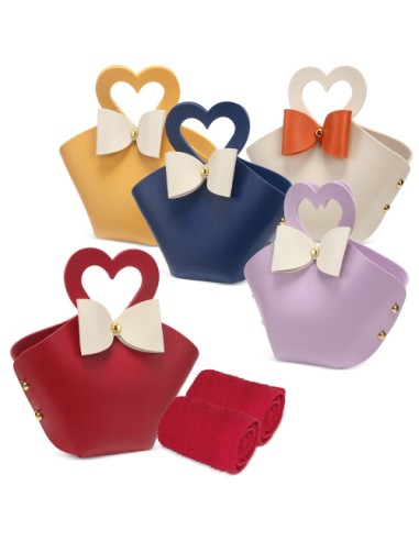 SET 5 BOLSITOS CON TOALLA "COQUETTE"
